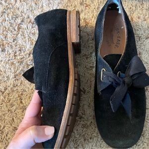 Kork-Ease Black Suede Lace-Up Shoes size 7.5